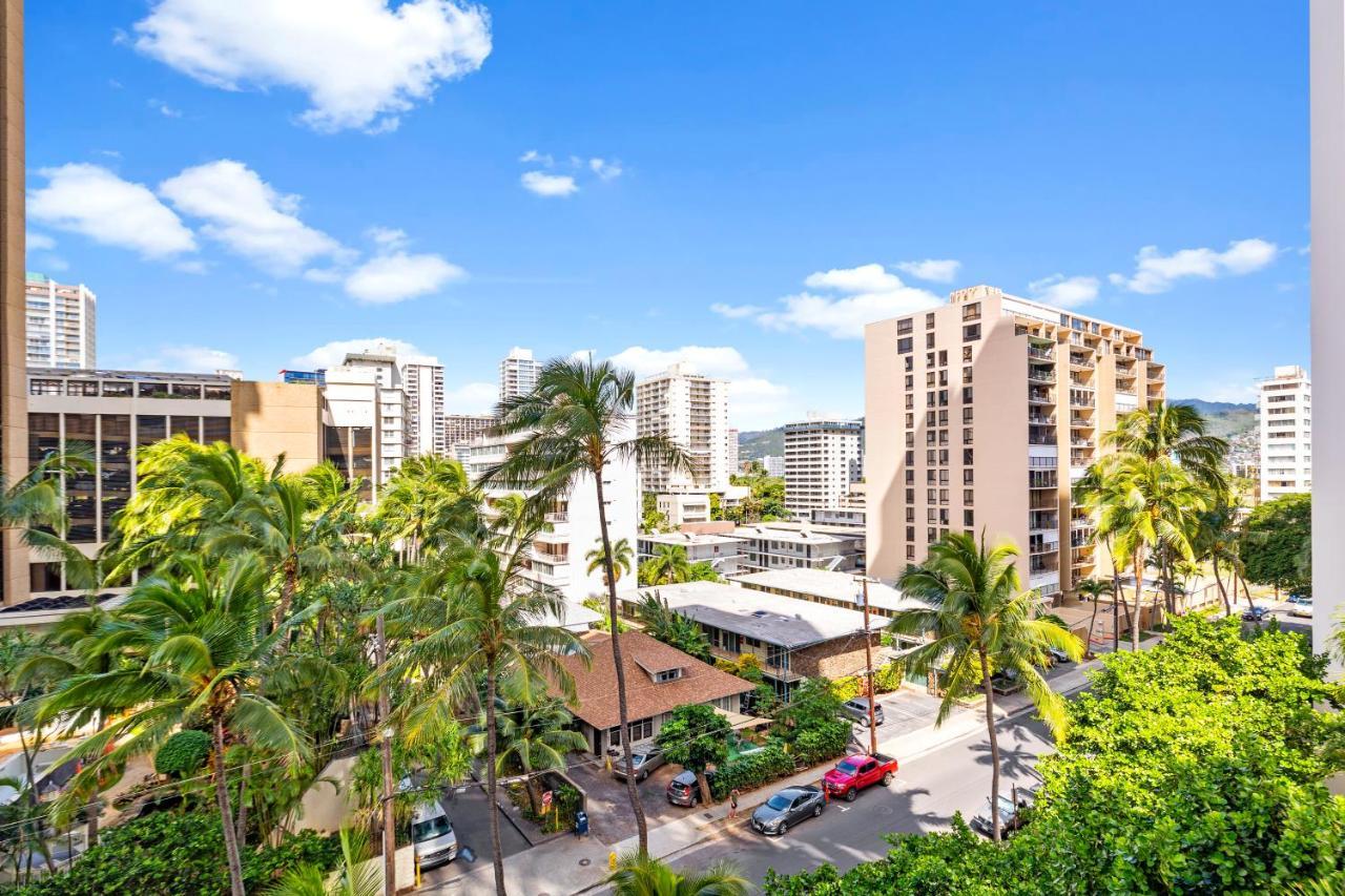 Waikiki Banyan Oasis With Partial Ocean View, 1-Block To Beach, Free Parking Apartment Honolulu Exterior photo